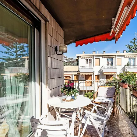 Luna By Interhome * Sanremo